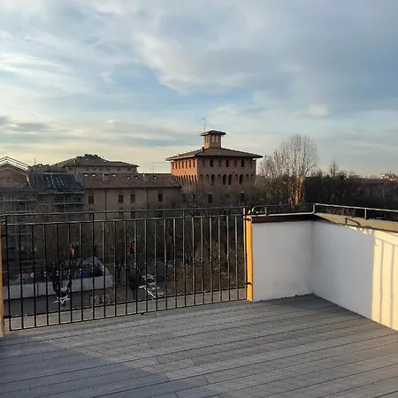 Le Stanze Dei Pico 4 Camera Queen Moderna Con Balcone E Wifi In Piazza Costituente Apartman